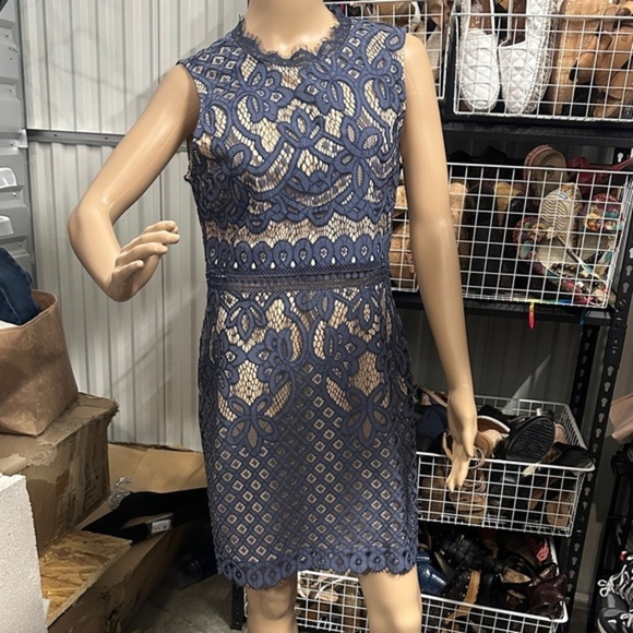 miami Dresses & Skirts - Miami Navy sleeveless Lace Midi Dress small??